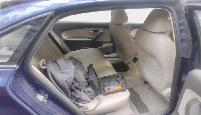 2012 Volkswagen Vento HIGHLINE DIESEL 1.6, Diesel, Manual, 1,93,325 km, interior