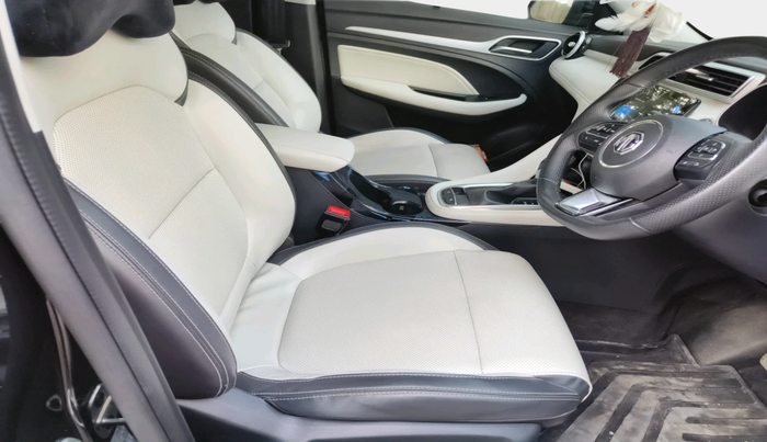 2023 MG ASTOR SAVVY 1.5 CVT, Petrol, Automatic, 45,614 km, interior