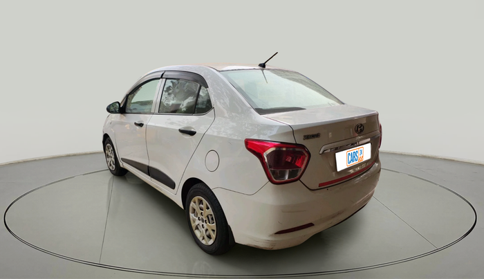 2016 Hyundai Xcent BASE 1.2, Petrol, Manual, 1,74,098 km, exterior