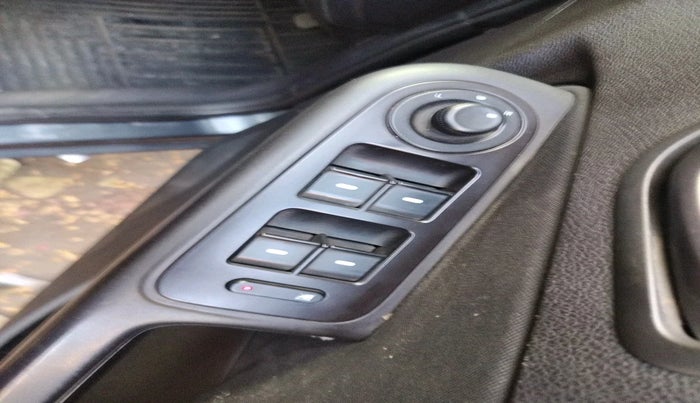 2014 Tata Zest XMS PETROL, Petrol, Manual, 68,407 km, interior