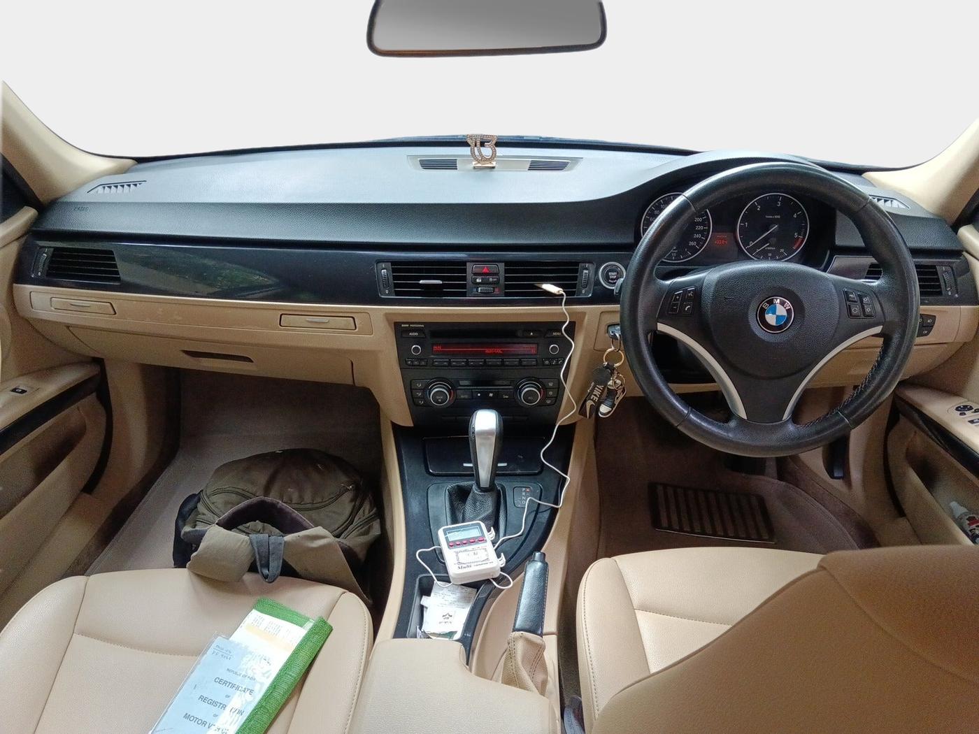 2012 BMW 3 Series 320d, Diesel, Automatic, 86,919 km, interior