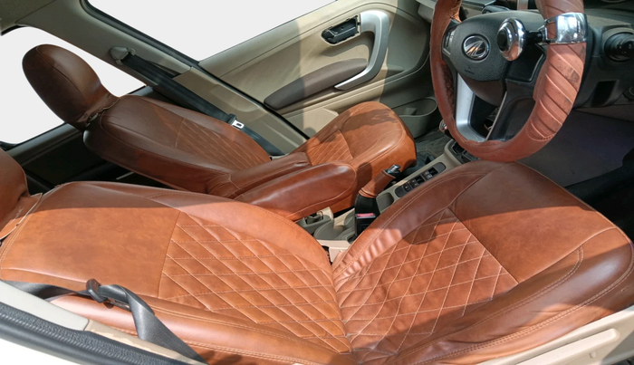 2016 Mahindra TUV300 T8, Diesel, Manual, 86,185 km, interior