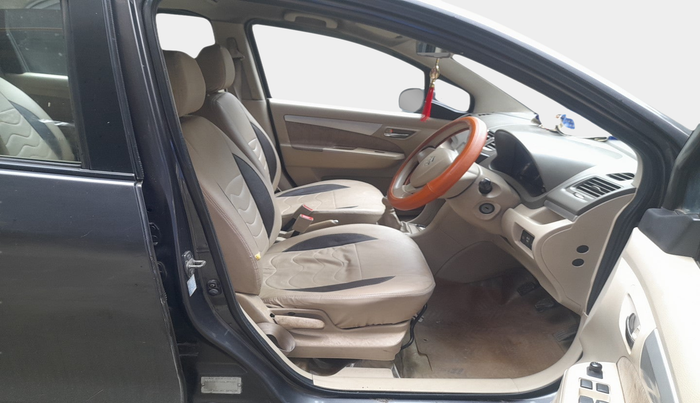 2015 Maruti Ertiga VXI CNG, Petrol, Manual, 95,927 km, interior