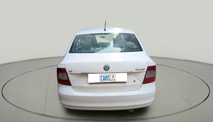 2012 Skoda Rapid AMBITION 1.6 TDI CR MT, Diesel, Manual, 1,76,831 km, exterior