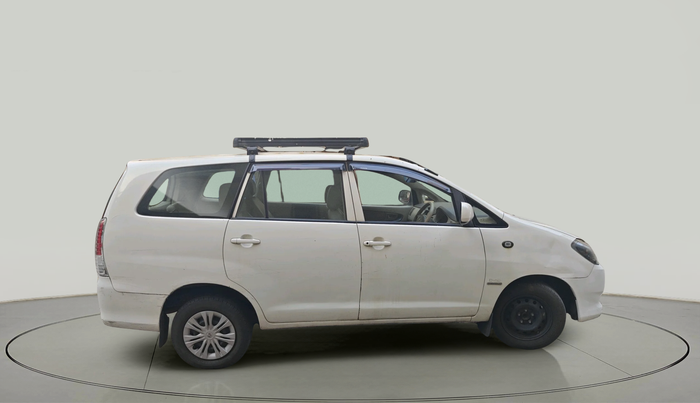 2011 Toyota Innova 2.5 G4 7 STR, Diesel, Manual, 1,30,182 km, exterior