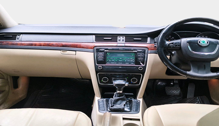 2012 Skoda Superb ELEGANCE 2.0 TDI CR AT, Diesel, Automatic, 98,762 km, interior