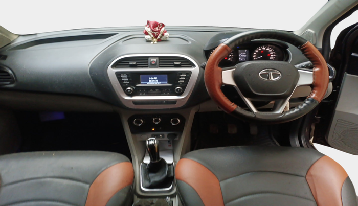 2017 Tata Tiago XT PETROL, Petrol, Manual, 25,810 km, interior