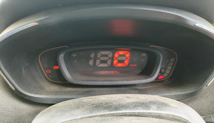 2017 Renault Kwid 1.0 RXT 02 Anniversary Edition, Petrol, Manual, 67,194 km, interior