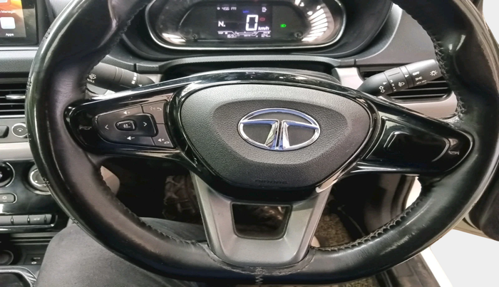 2022 Tata NEXON XMA SUNROOF DIESEL, Diesel, Automatic, 71,329 km, interior