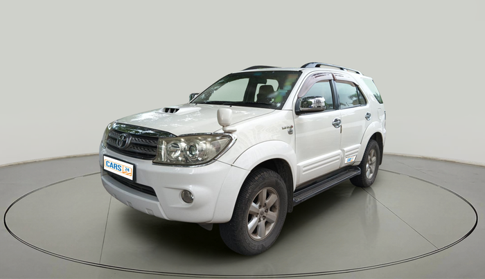 2011 Toyota Fortuner 3.0 4X4 MT, Diesel, Manual, 1,17,205 km, exterior