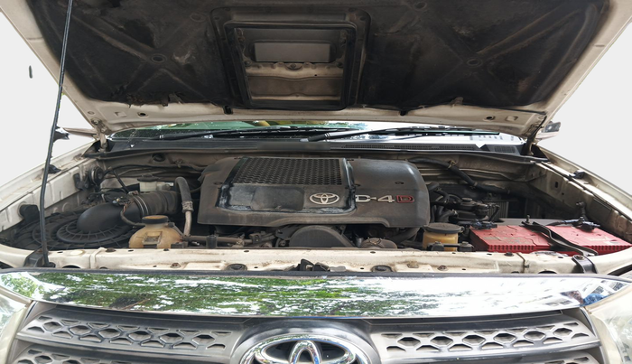 2011 Toyota Fortuner 3.0 4X4 MT, Diesel, Manual, 1,17,205 km, exterior