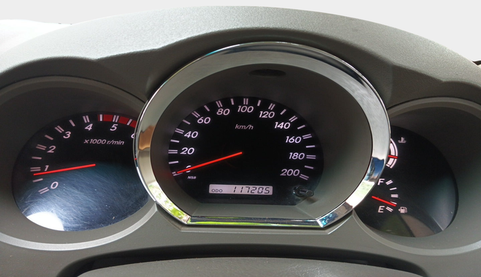 2011 Toyota Fortuner 3.0 4X4 MT, Diesel, Manual, 1,17,205 km, interior