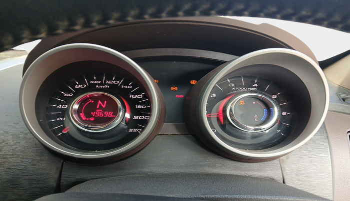 2012 Mahindra XUV500 W8, Diesel, Manual, 49,698 km, interior