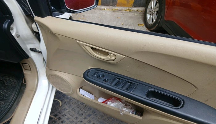 2015 Honda Mobilio 1.5L I-VTEC S, Petrol, Manual, 1,61,834 km, interior