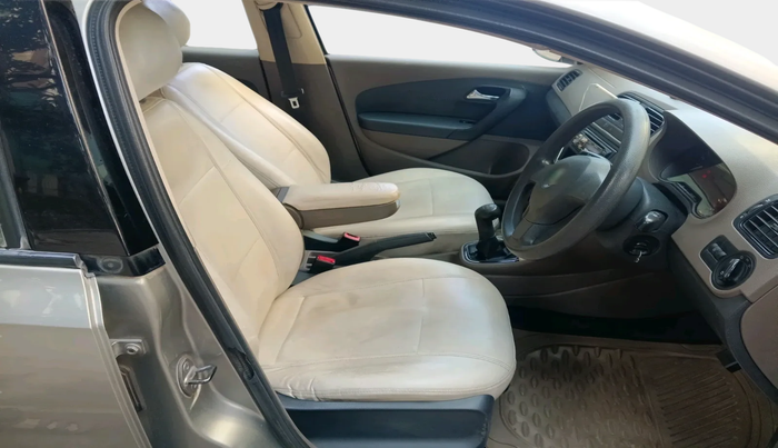 2012 Skoda Rapid ACTIVE 1.6 TDI CR MT, Diesel, Manual, 1,03,833 km, interior