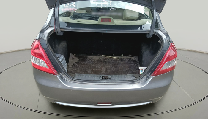 2014 Maruti Swift Dzire VDI, Diesel, Manual, 1,73,347 km, exterior