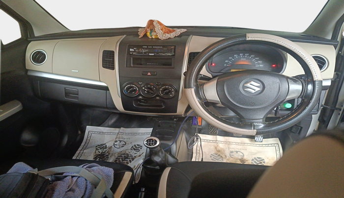 2017 Maruti Wagon R 1.0 LXI CNG, Petrol, Manual, 68,287 km, interior