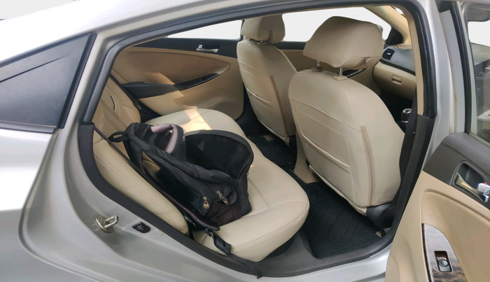 2013 Hyundai Verna FLUIDIC 1.6 VTVT SX, Petrol, Manual, 92,536 km, interior