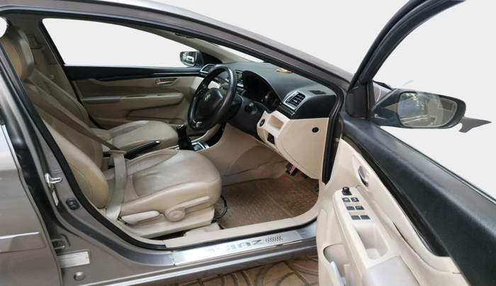2016 Maruti Ciaz ZXI+, Petrol, Manual, 95,831 km, interior