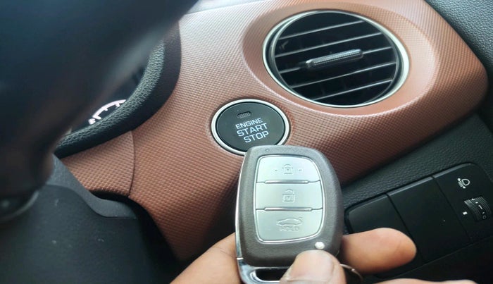 2018 Hyundai Grand i10 ASTA 1.2 KAPPA VTVT, Petrol, Manual, 19,731 km, interior