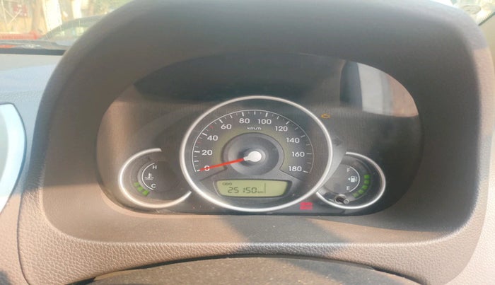 2013 Hyundai Eon MAGNA +, Petrol, Manual, 25,150 km, interior