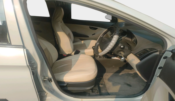 2013 Hyundai Eon MAGNA +, Petrol, Manual, 25,150 km, interior