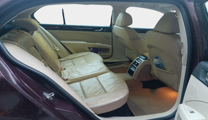 2012 Skoda Superb AMBITION 2.0 TDI CR AT, Diesel, Automatic, 94,717 km, interior