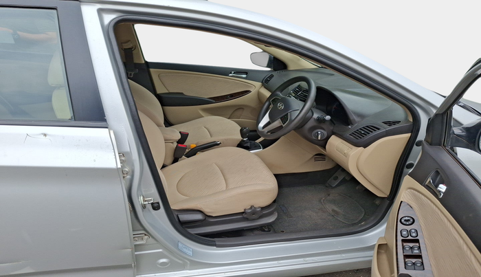 2013 Hyundai Verna FLUIDIC 1.6 VTVT EX, Petrol, Manual, 26,900 km, interior