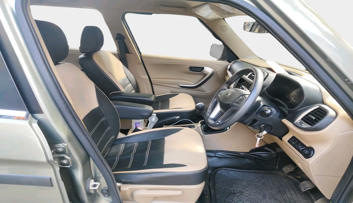 2022 Mahindra BOLERO NEO N 10, Diesel, Manual, 12,513 km, interior