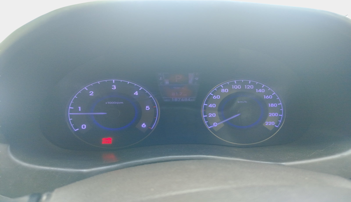 2011 Hyundai Verna FLUIDIC 1.6 CRDI SX AT, Diesel, Automatic, 1,87,484 km, interior