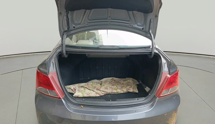 2015 Hyundai Verna FLUIDIC 1.6 VTVT S O AT, Petrol, Automatic, 75,032 km, exterior