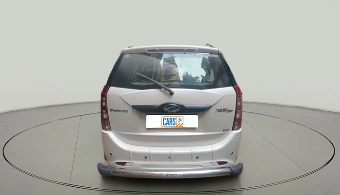 2017 Mahindra XUV500 W4, Diesel, Manual, 73,097 km, exterior