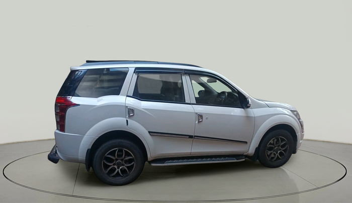 2017 Mahindra XUV500 W4, Diesel, Manual, 73,097 km, exterior