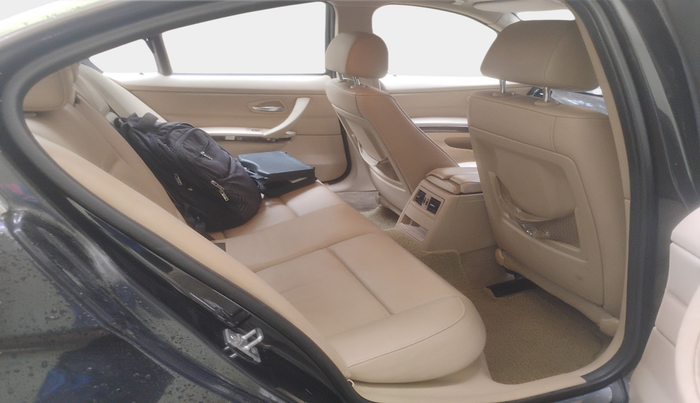 2011 BMW 3 Series 320d, Diesel, Automatic, 92,016 km, interior