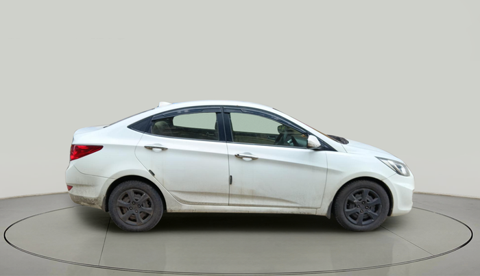 2011 Hyundai Verna FLUIDIC 1.6 VTVT, Petrol, Manual, 51,830 km, exterior