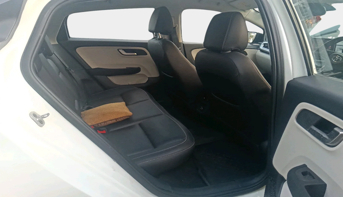 2022 Tata ALTROZ XZA PLUS, Petrol, Automatic, 28,649 km, interior