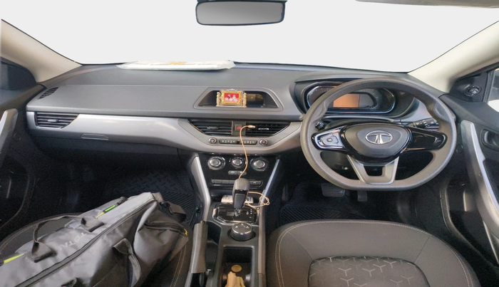 2020 Tata NEXON XMA SUNROOF PETROL, Petrol, Automatic, 31,885 km, interior