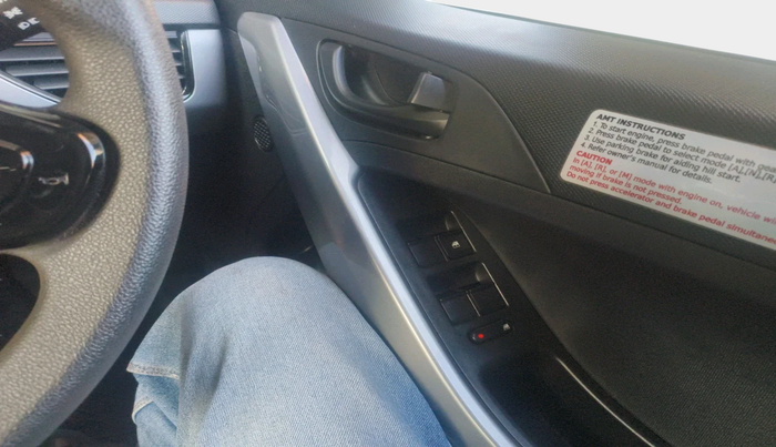 2020 Tata NEXON XMA SUNROOF PETROL, Petrol, Automatic, 31,885 km, interior