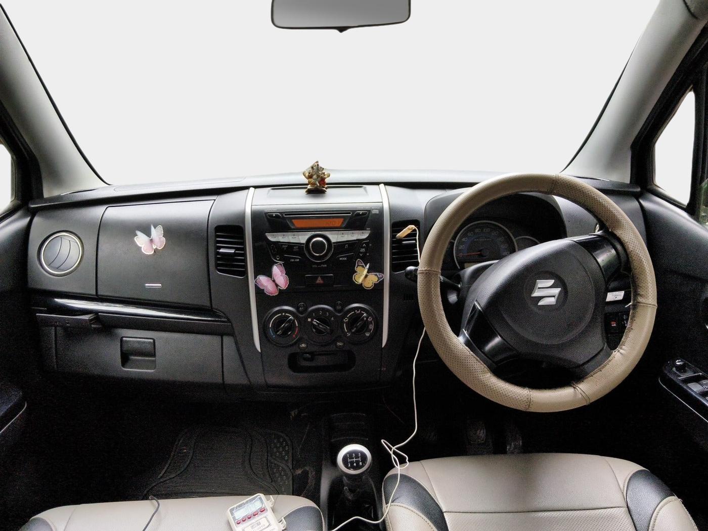 2015 Maruti Wagon R Stingray VXI, Petrol, Manual, 39,366 km, interior