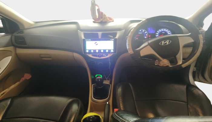 2011 Hyundai Verna FLUIDIC 1.4 VTVT, Petrol, Manual, 58,970 km, interior