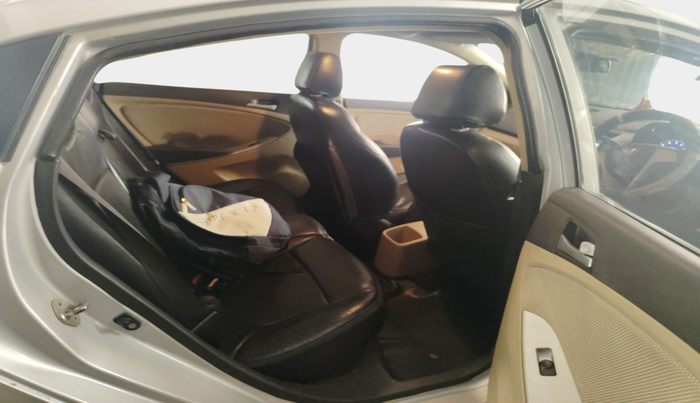 2011 Hyundai Verna FLUIDIC 1.4 VTVT, Petrol, Manual, 58,970 km, interior