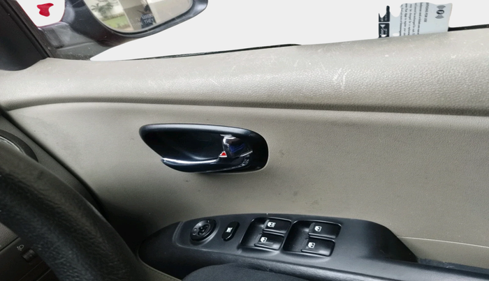 2011 Hyundai i10 SPORTZ 1.2 AT, Petrol, Automatic, 51,257 km, interior