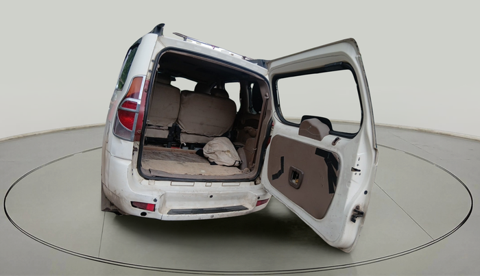 2010 Mahindra Xylo E6 BS-III, Diesel, Manual, 1,58,000 km, exterior