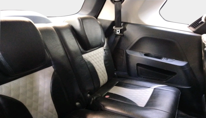 2021 Tata Safari XZA, Diesel, Automatic, 1,08,539 km, interior