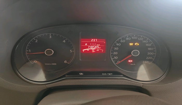 2011 Volkswagen Vento HIGHLINE DIESEL 1.6, Diesel, Manual, 1,48,589 km, interior