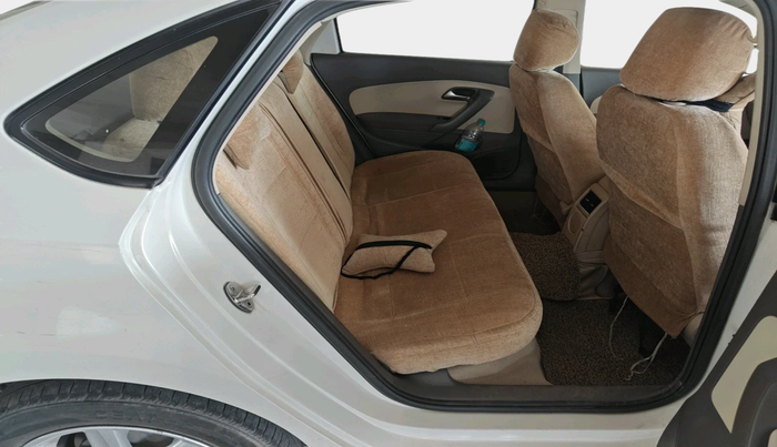 2011 Volkswagen Vento HIGHLINE DIESEL 1.6, Diesel, Manual, 1,48,589 km, interior