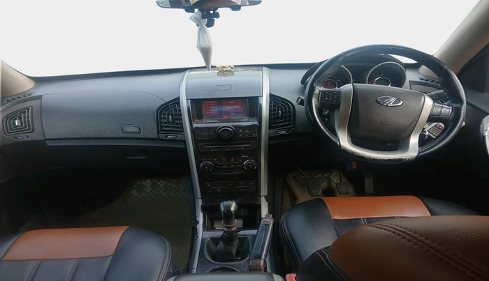 2012 Mahindra XUV500 W8, Diesel, Manual, 1,68,814 km, interior