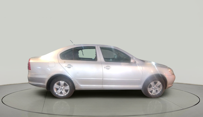 2011 Skoda Laura AMBIENTE 2.0 TDI CR AT, Diesel, Automatic, 2,31,289 km, exterior