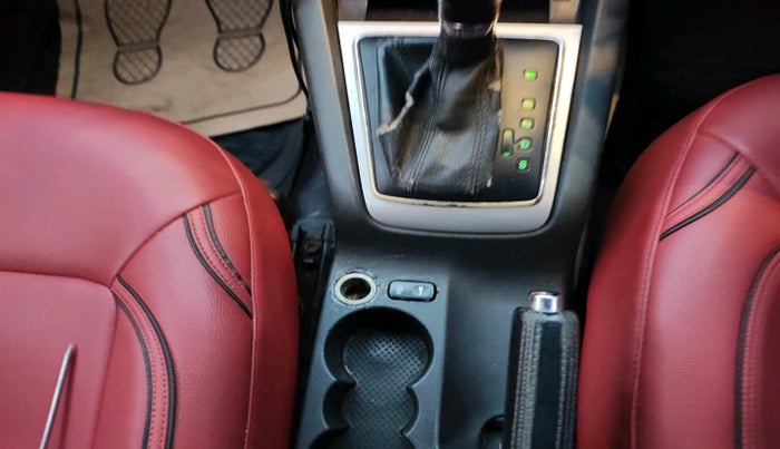 2011 Skoda Laura AMBIENTE 2.0 TDI CR AT, Diesel, Automatic, 2,31,289 km, interior