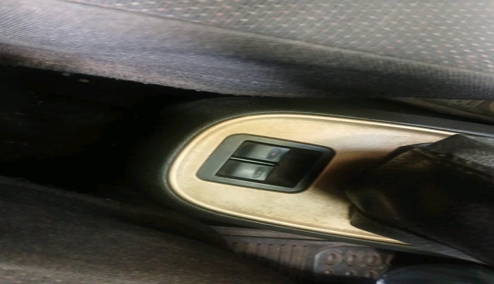 2013 Tata Nano LX, Petrol, Manual, 67,364 km, interior